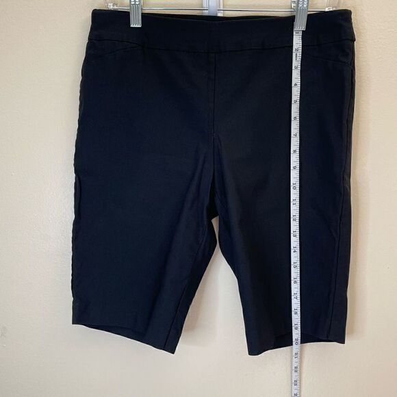 Charter Club| Black| Shorts| Casual | Stretch| Medium - Picture 3 of 9